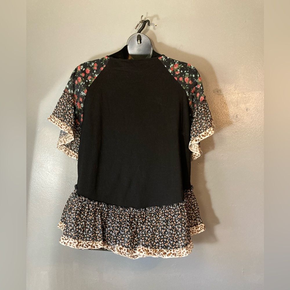 Black Floral and Leopard Print Blouse - Picture 4 of 4